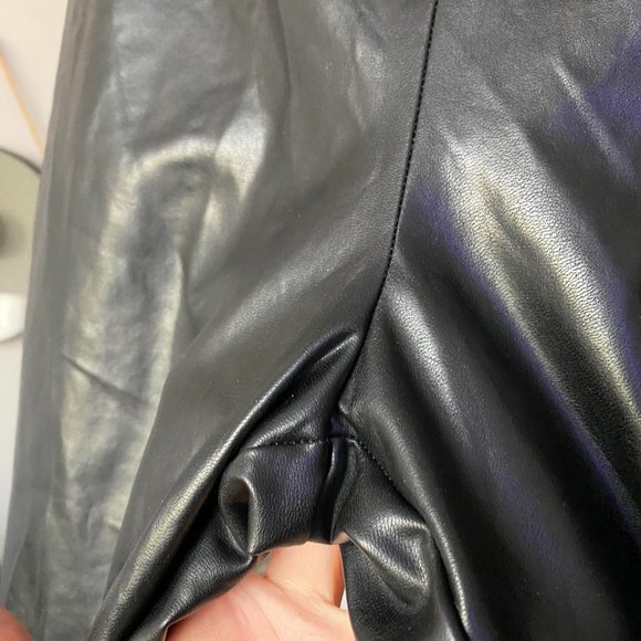 ARITZIA Wilfred Free Black Daria Faux Leather Leggings Sz Small - Picture 9 of 9